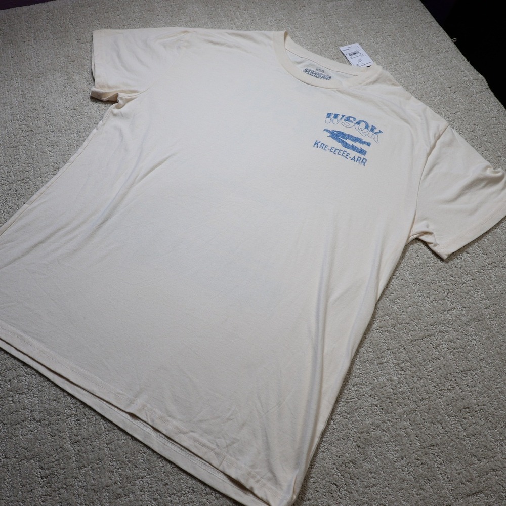 Stranger Things Netflix WSQK Radio Station Graphic T-Shirt Cream XXL NESTOOXMSC